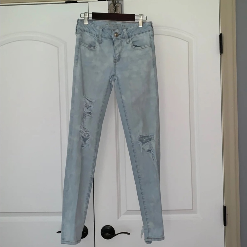 American Eagle light wash jegging